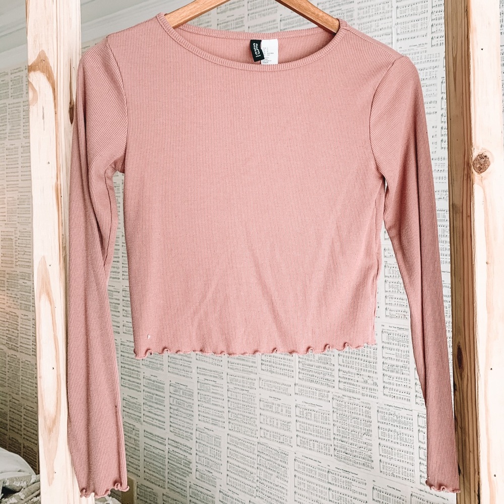 H&M pink sling sleeve crop top